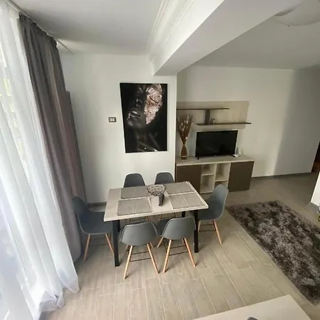 Bpk Alezzi Mamaia Nord 39 Apartment